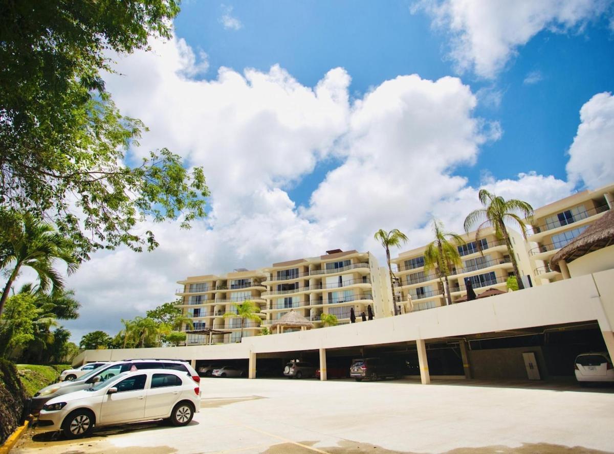 2 Bedroom - Pool & Jacuzzi Apartment Cancún