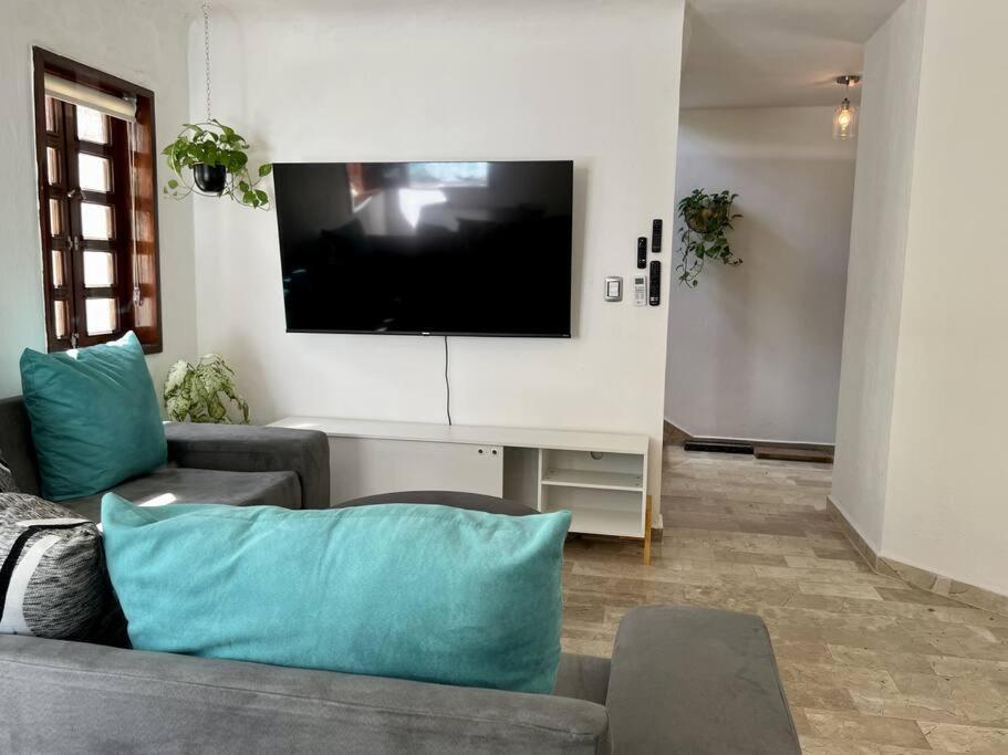 Beautiful Jungle House On A Strategic Location Holiday home Cancun