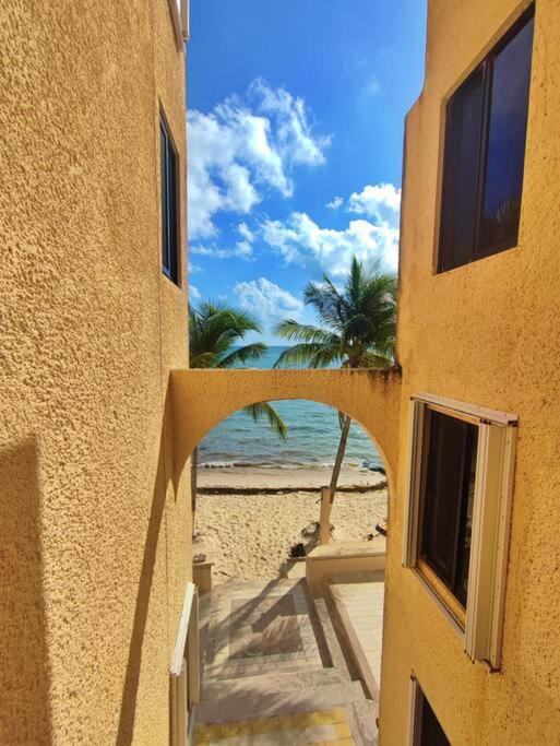 Puerta Al Mar Apartment Cancun