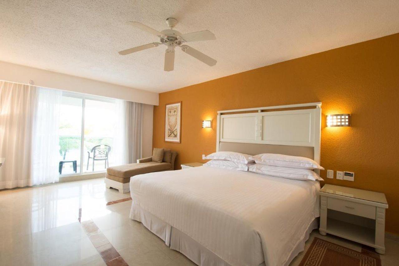 Occidental Costa -