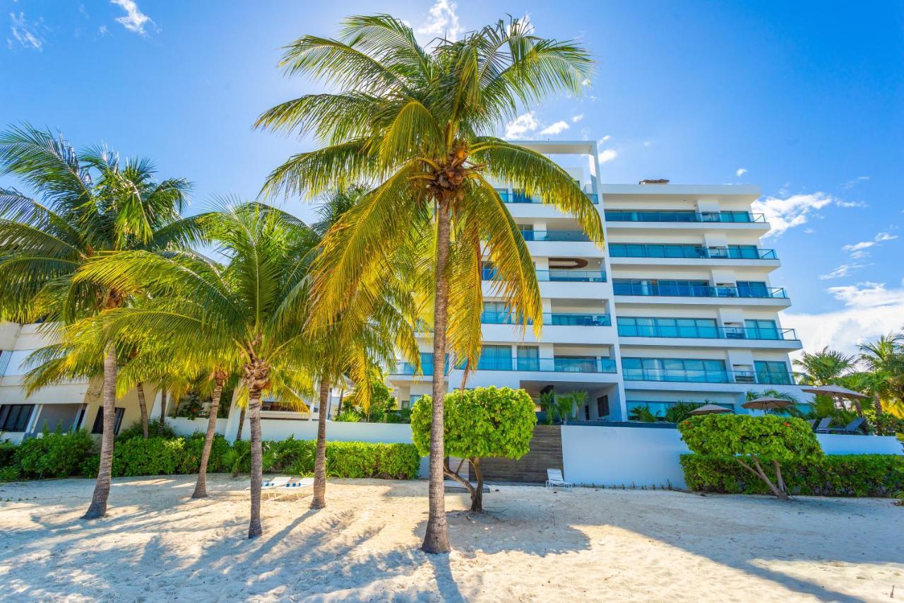 Naima Luxury Beachfront (adults Only) *