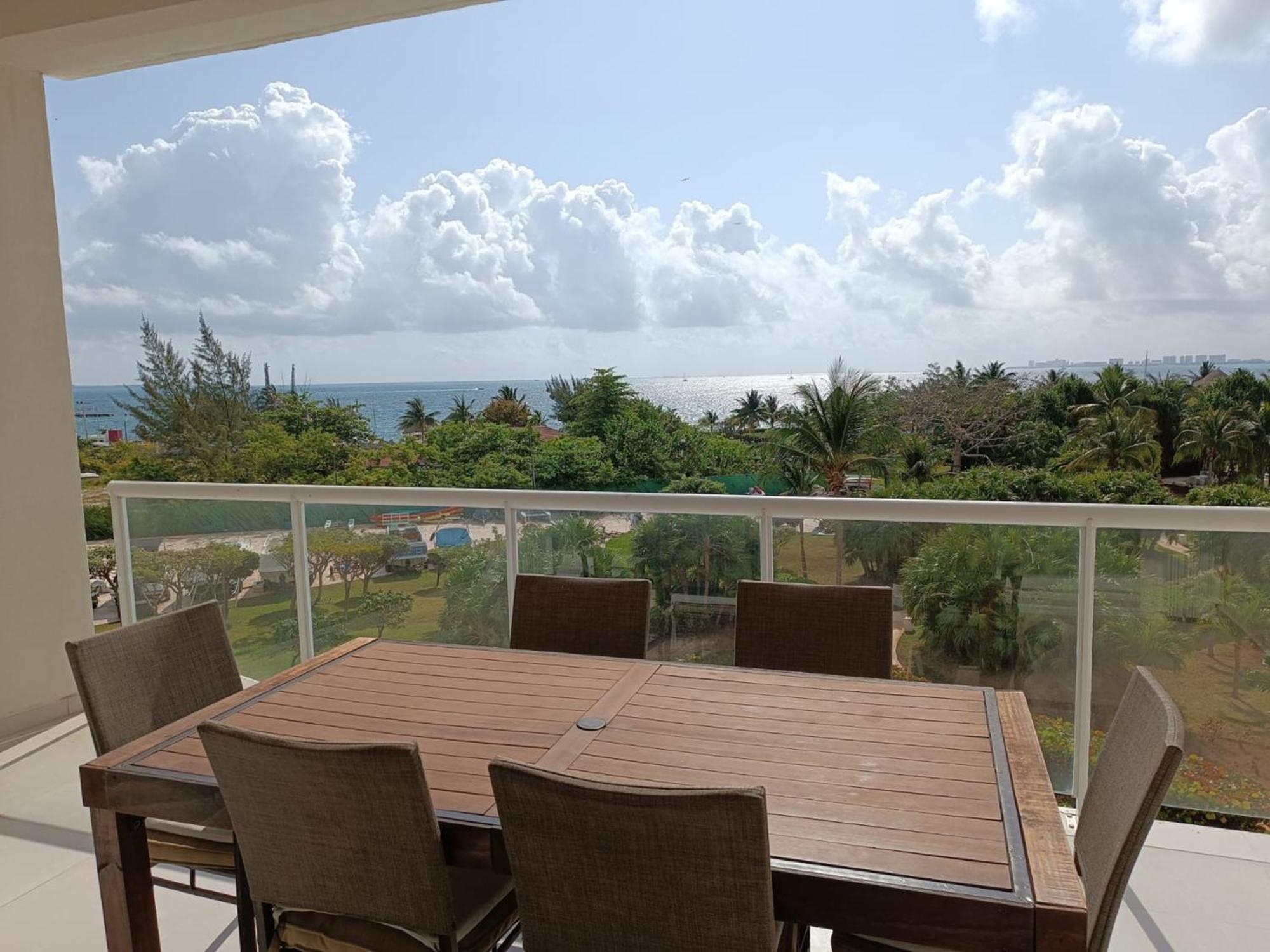 Apartamento New Beachfront Luxury Cancún