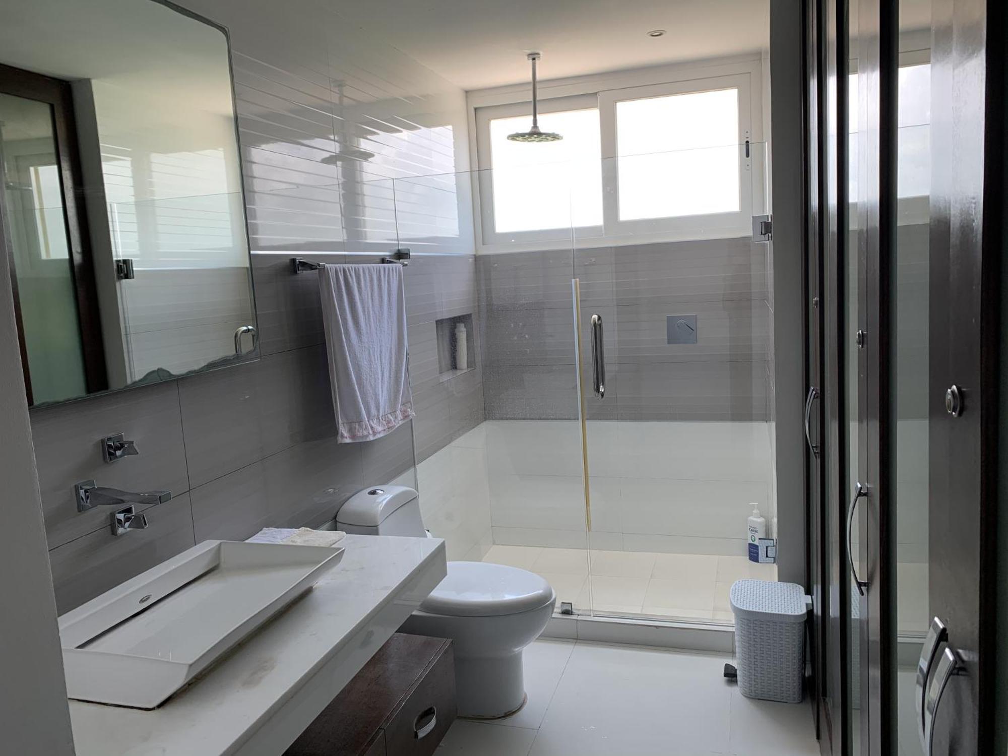 Well Equipped With Splendid Sea View Apartment Cancún