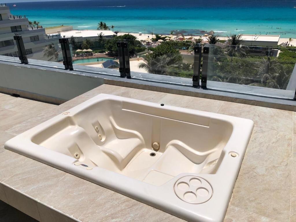 Holiday home Fabulous Oceanview With Private Plunge Pool Plus Access To Beach&pools Cancun