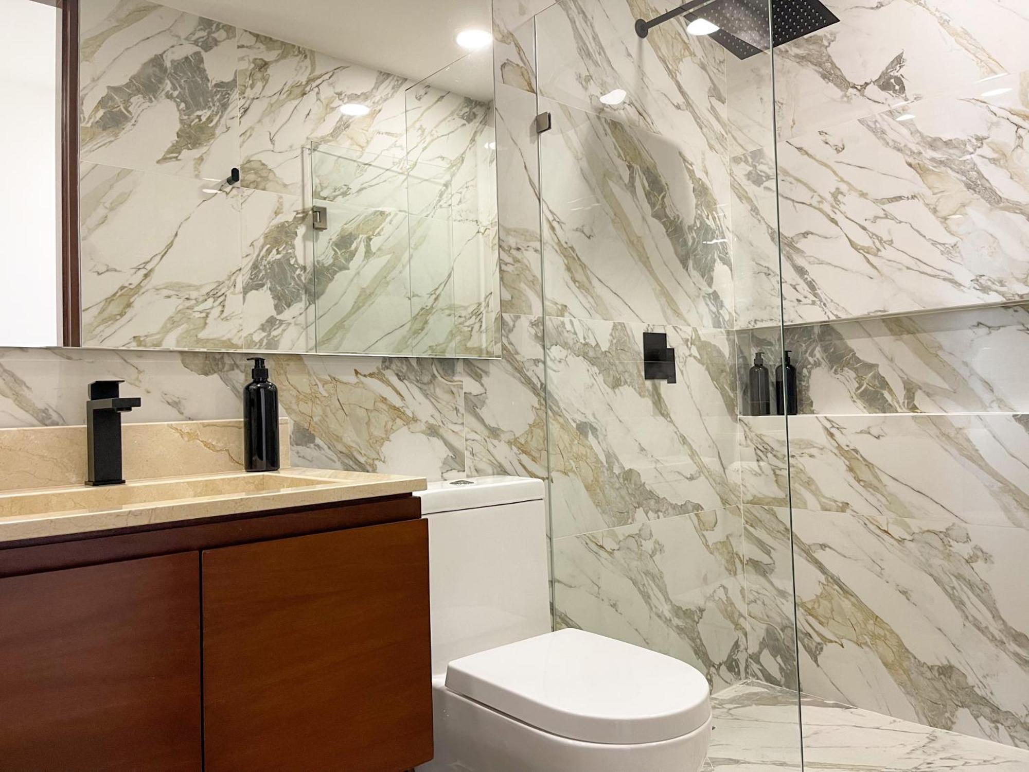 2br Oceanfront Luxury In The Zone Apartment
