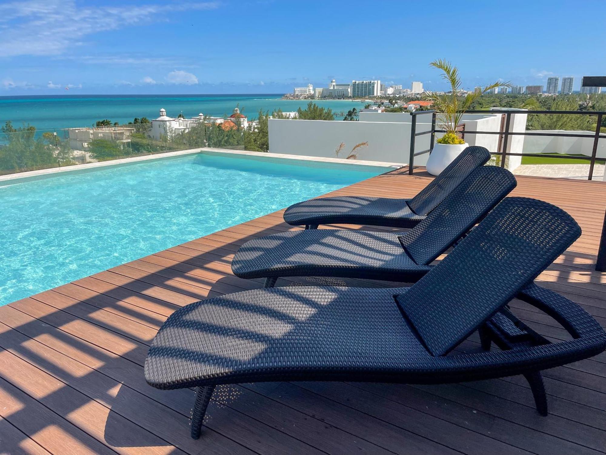 Apartment 2br Oceanfront Luxury In The Zone Cancun