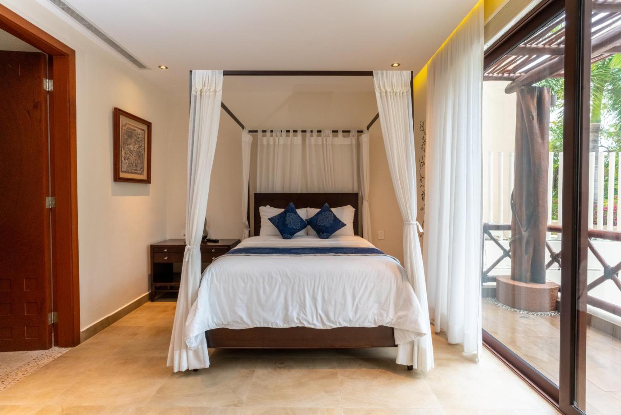 6br Beachfront Private Luxury By Solmar Villa *