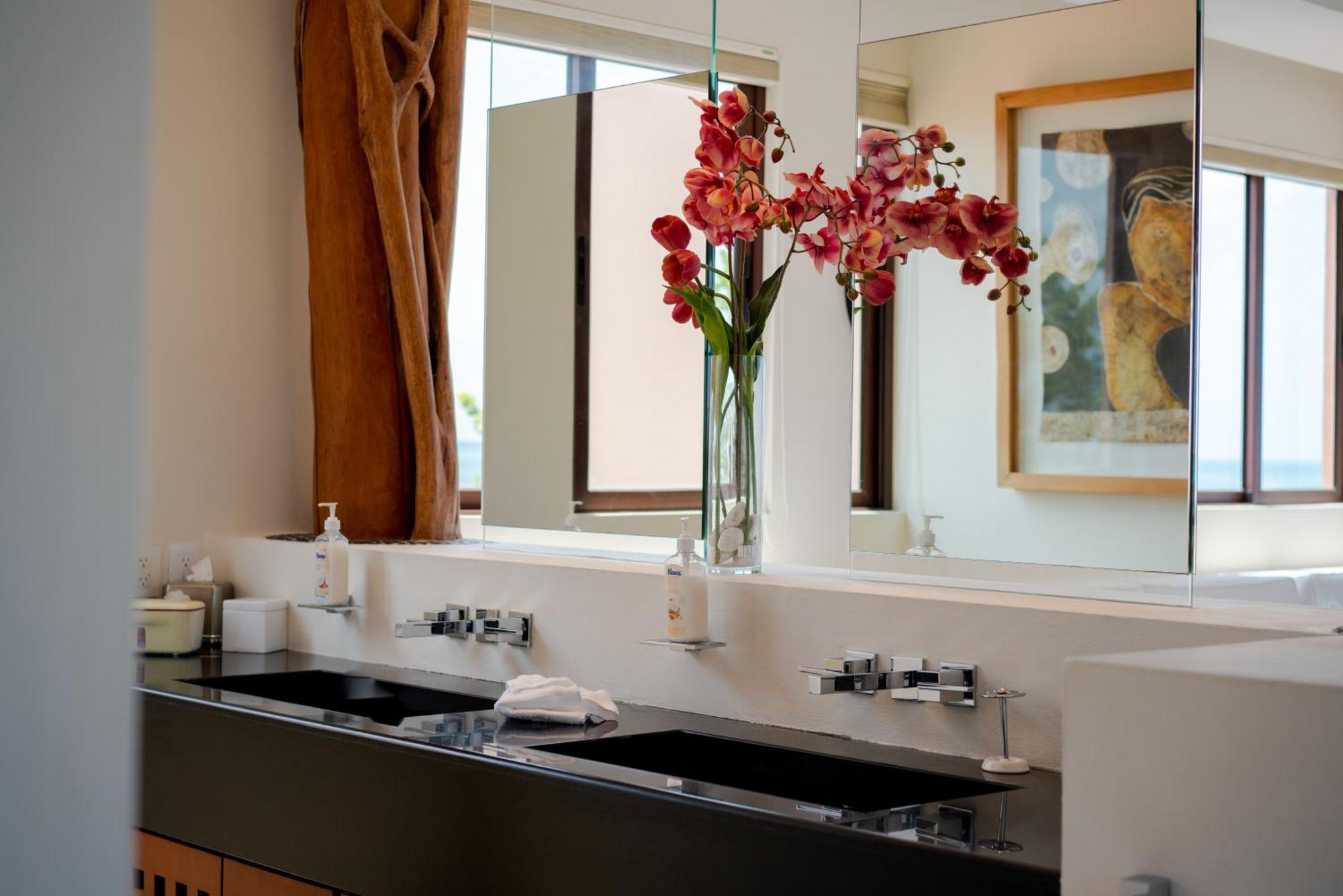 Villa 6br Beachfront Private Luxury By Solmar