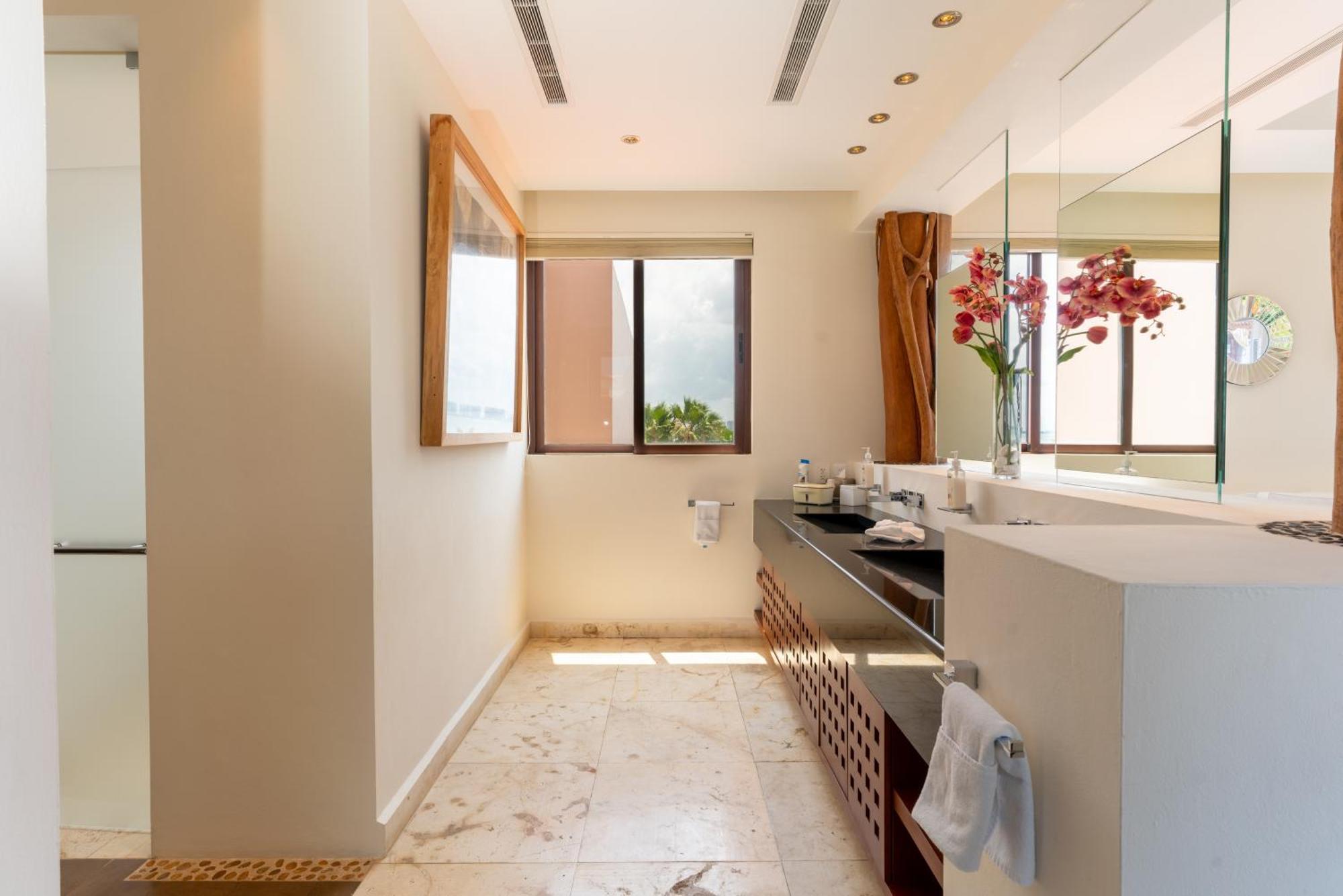 6br Beachfront Private Luxury By Solmar