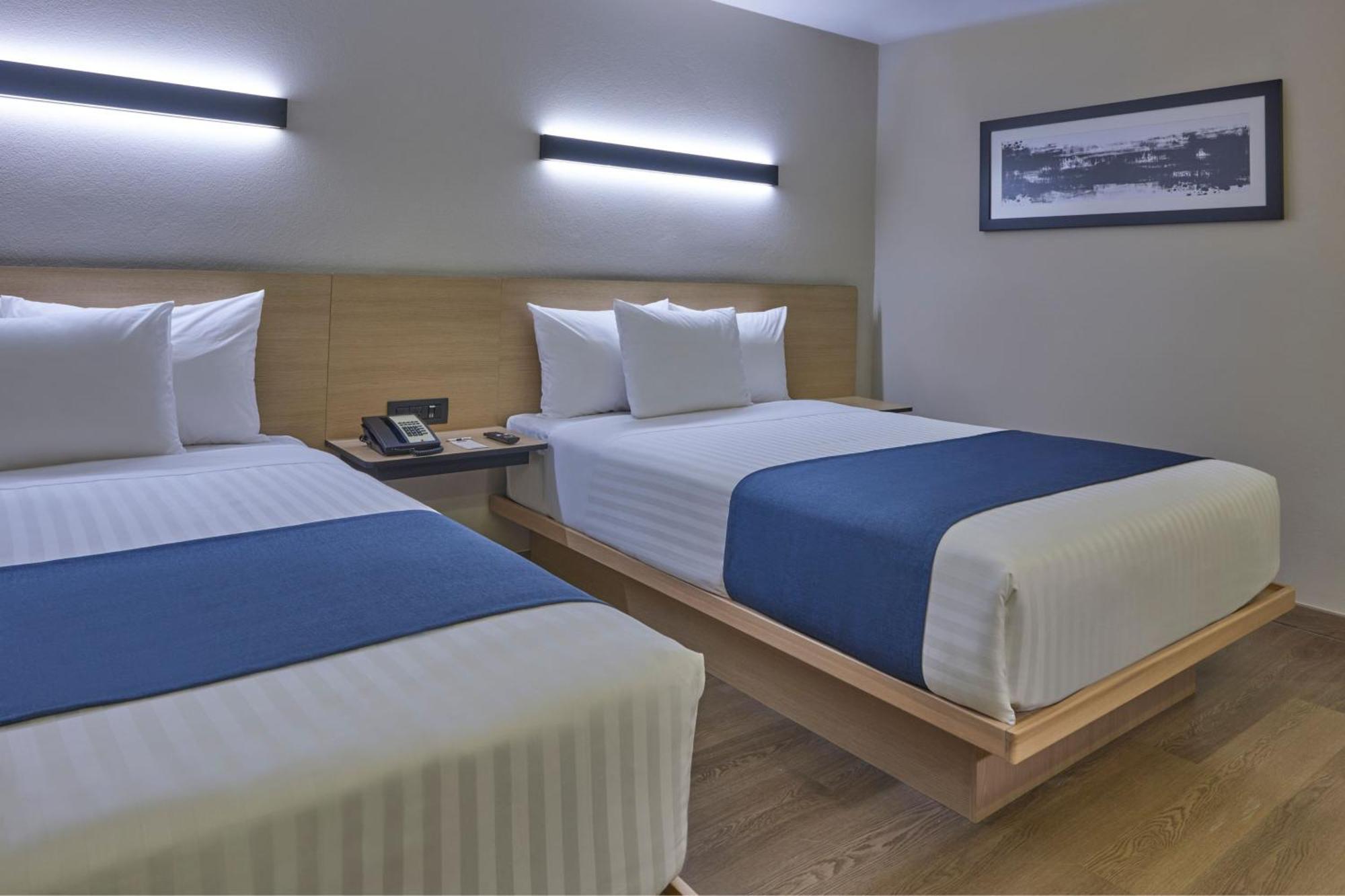 Express By Marriott Cancun Aeropuerto Hotel *