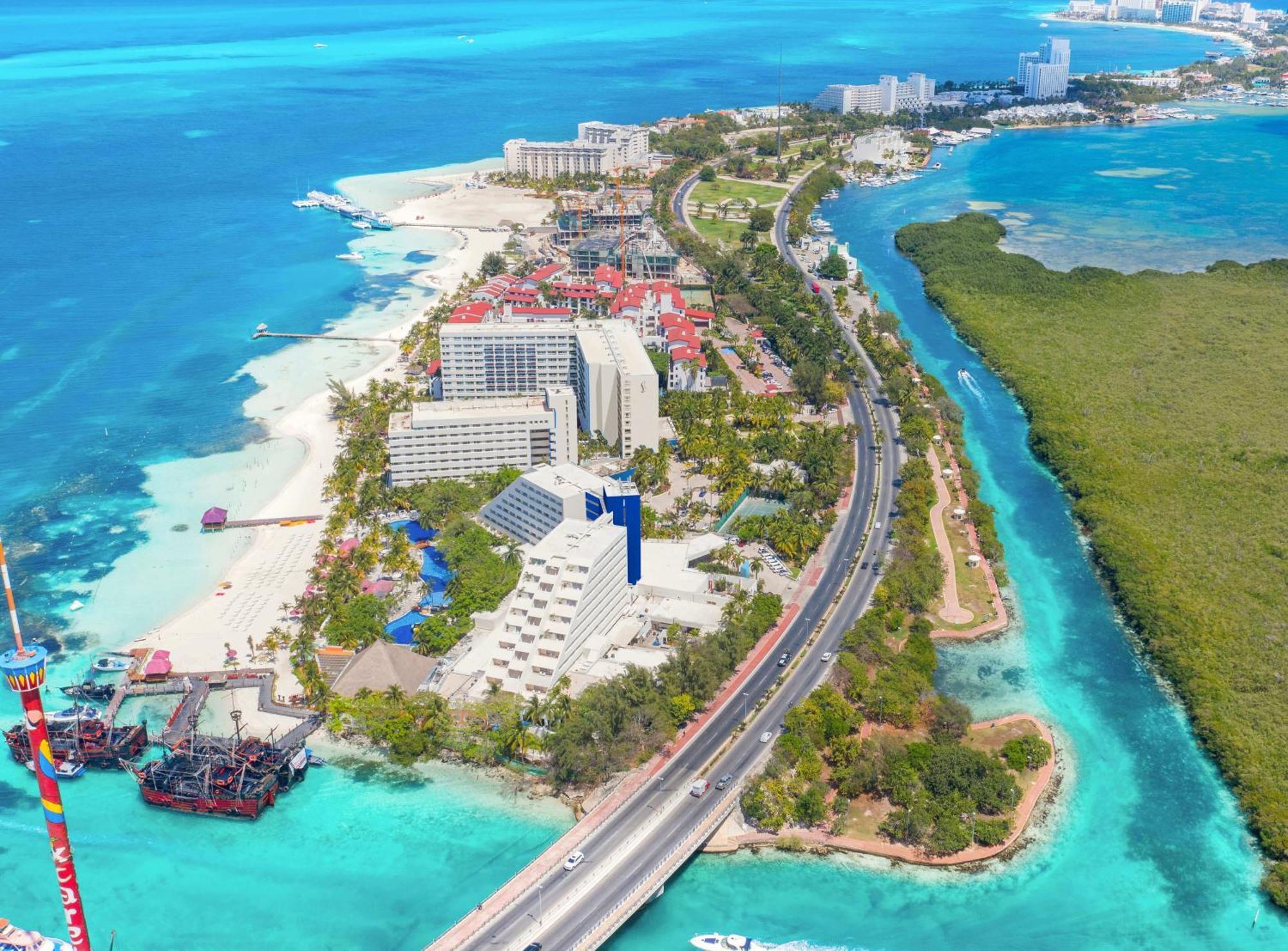 Aparthotel Azcapri Boutique & Cancun