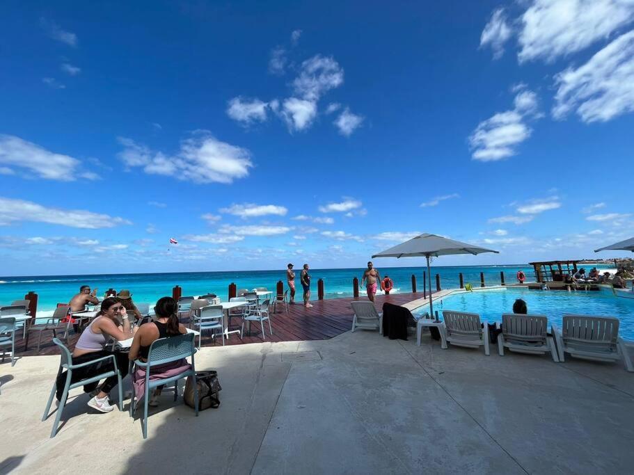 Encantadora Con Vistas Al Mar, Oleo Boutique - Oleo3103 - *