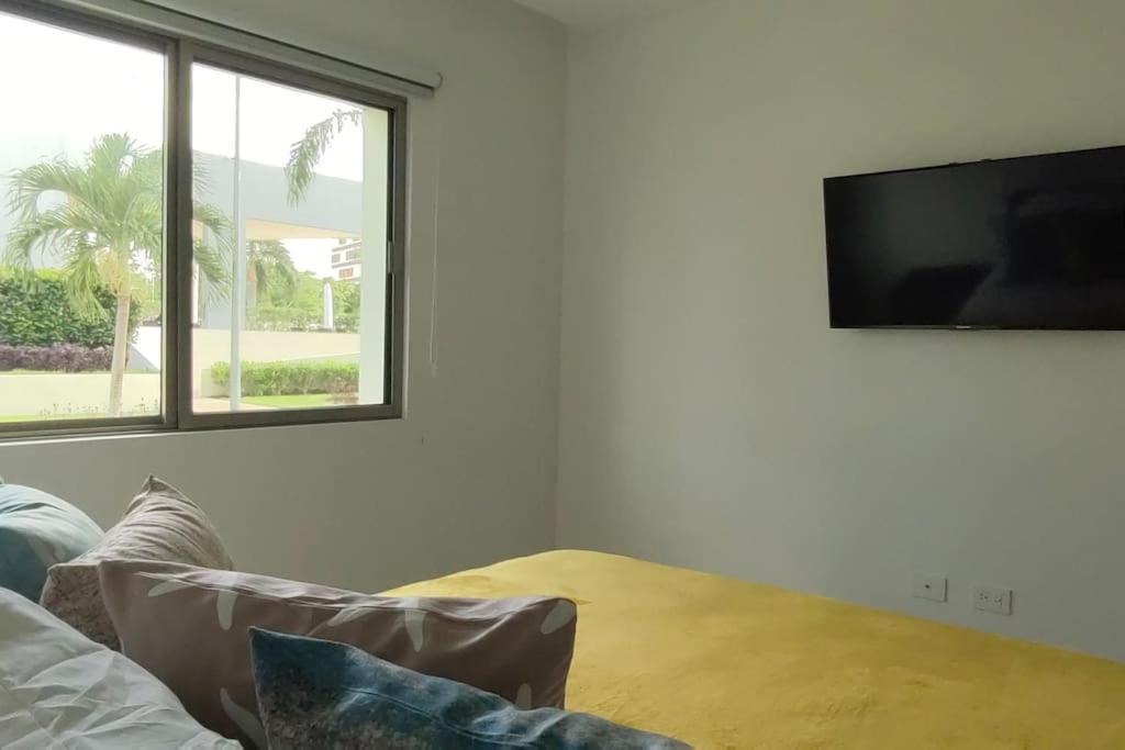 Moderno Departamento Planta Baja Con Alberca