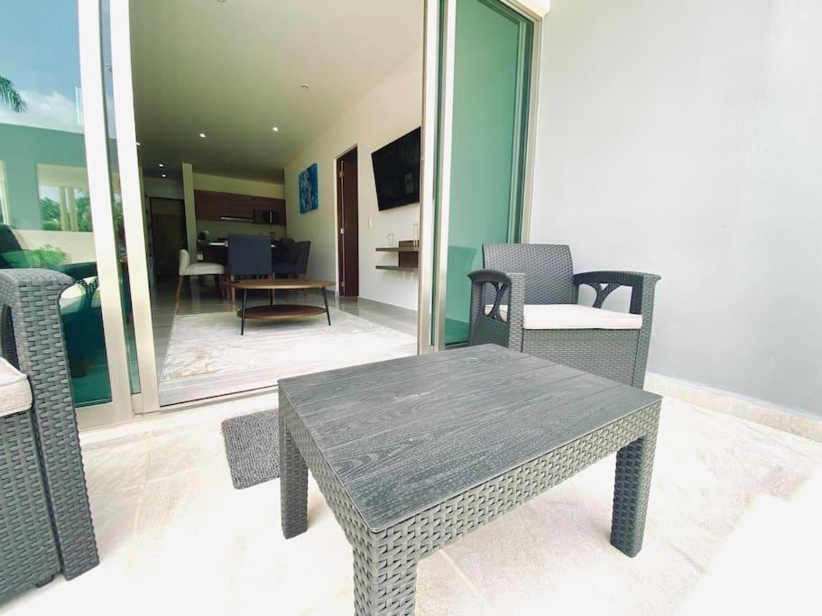 Moderno Departamento Planta Baja Con Alberca *
