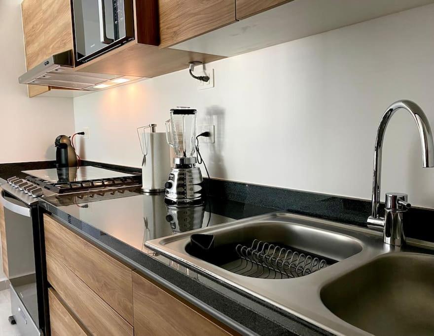 Moderno Departamento Planta Baja Con Alberca * Cancun