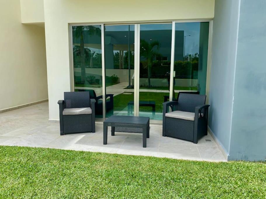 Moderno Departamento Planta Baja Con Alberca * Cancun