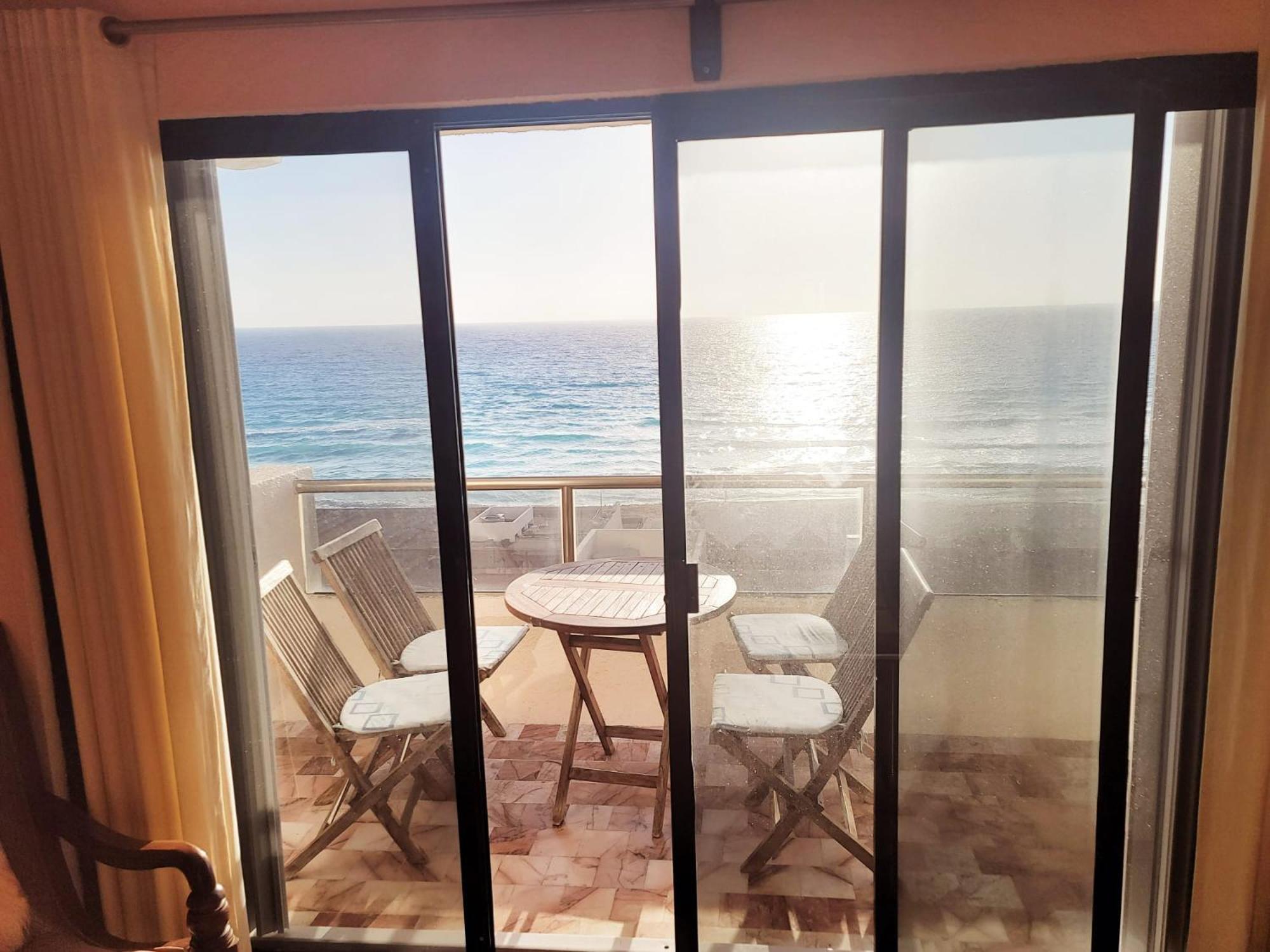 Apartment 2 Bedrooms Ocean View *