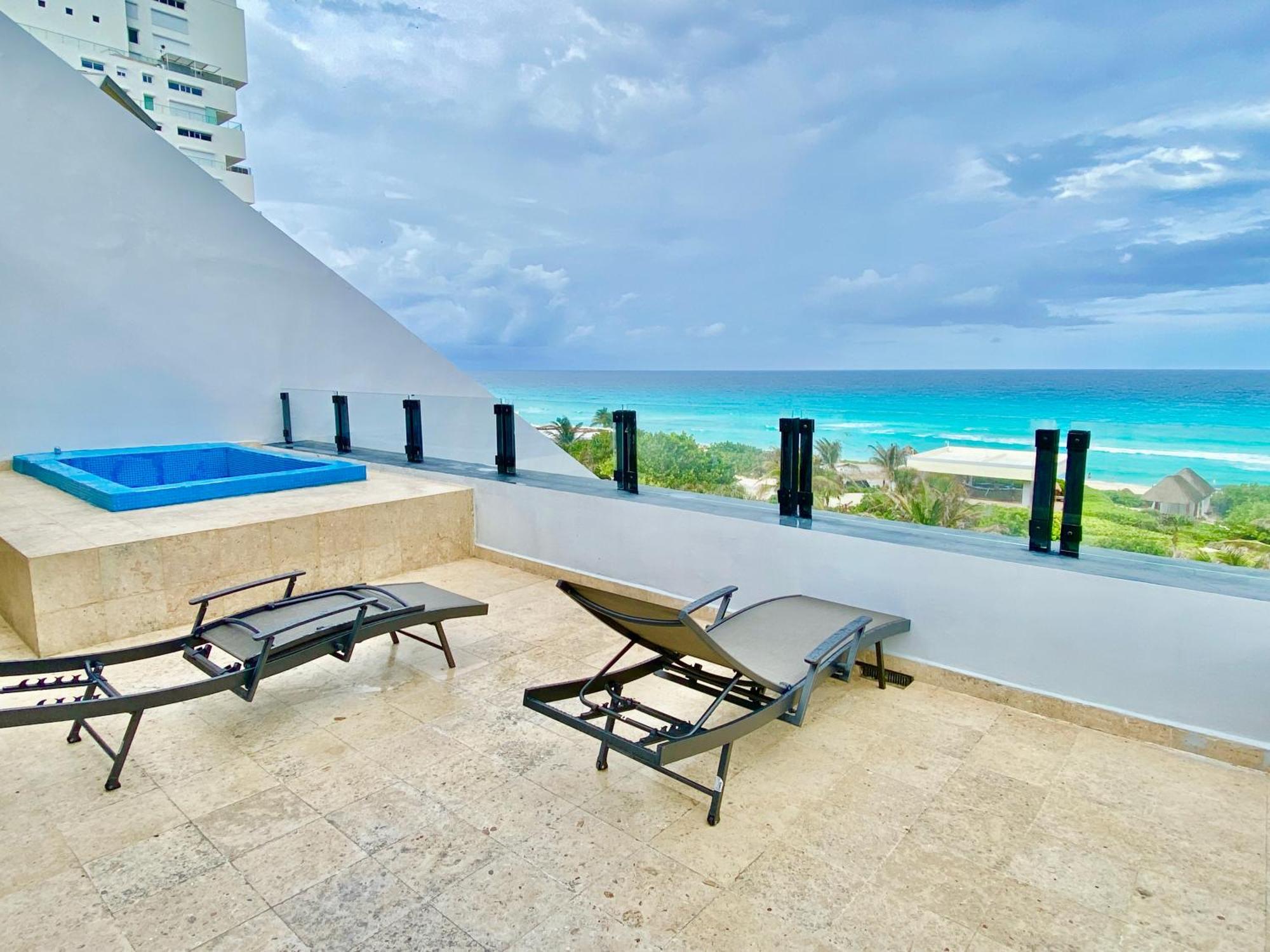 Aparthotel In Ocean Front Cancún