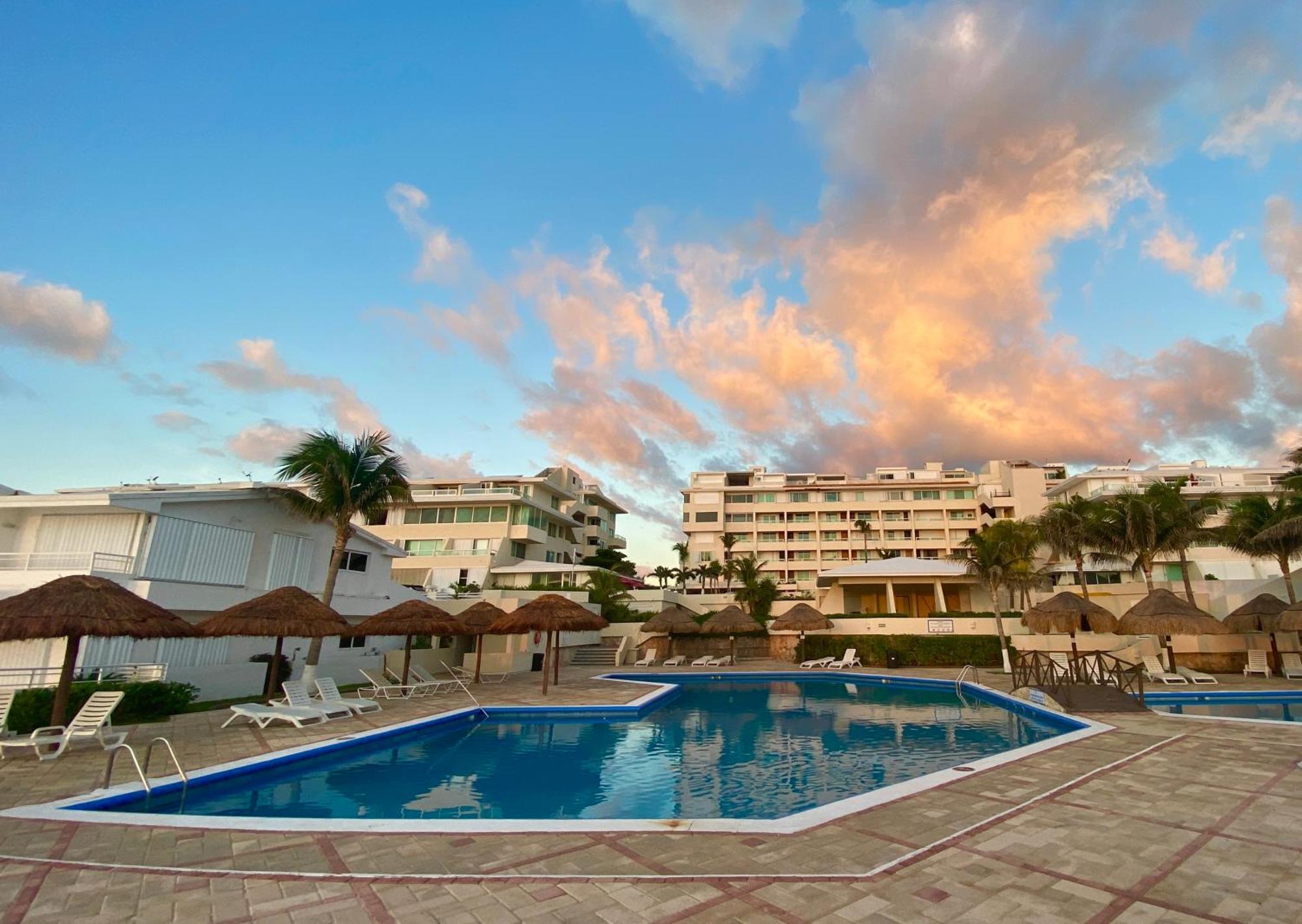 With Balcony And View, Brisas Zone, 1 Bedroom Cancun