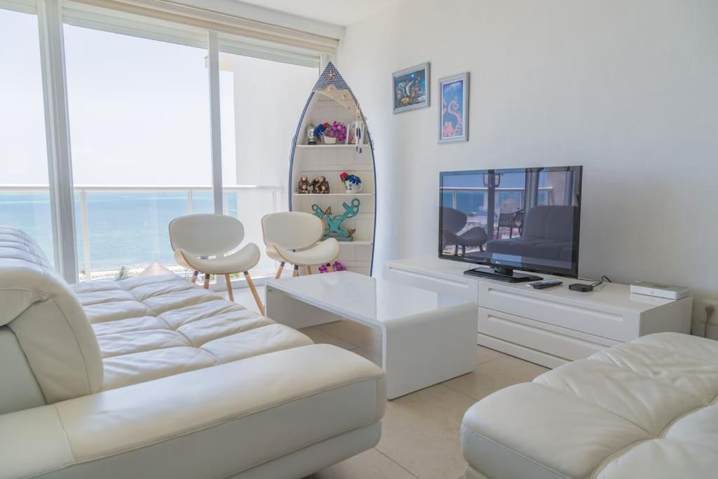 Apartment Marina Beachfront 2 Bdr Cancún