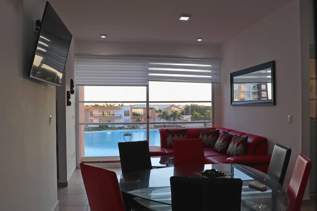 View And Access To The Lagoon~kg Sz Bed, A/c, Wifi * Cancun