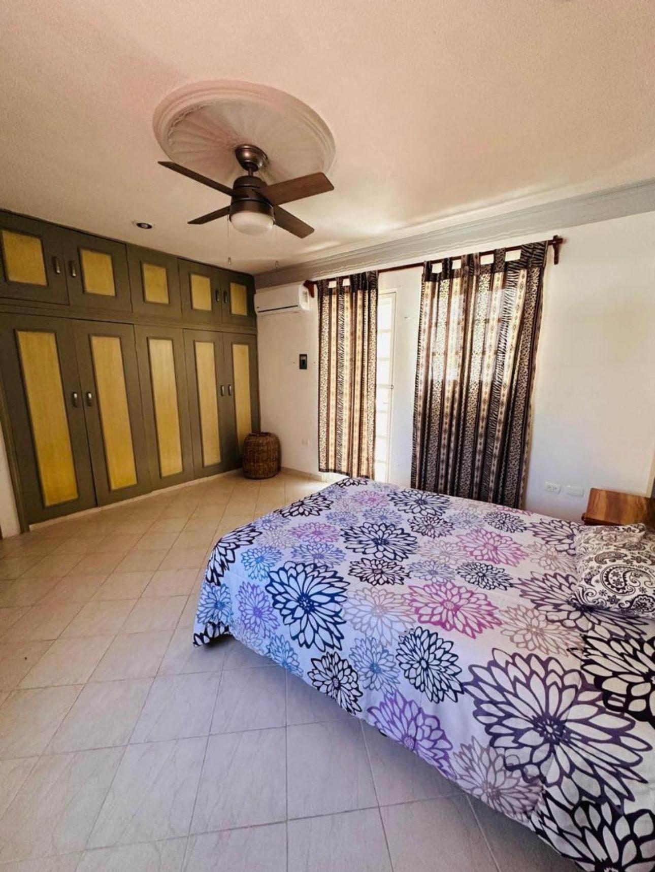 Isla Dorada Luxury