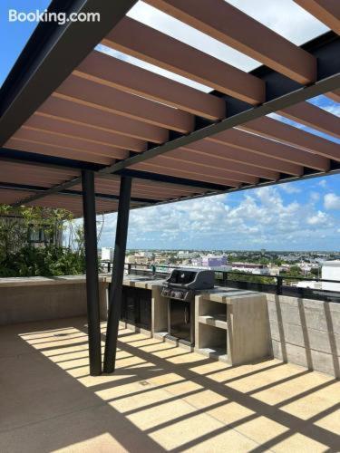 New Centric 1br With Gym & Pool *
