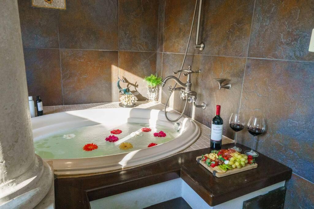 Villa Tucanes 5br Private Pool Prime Cancún