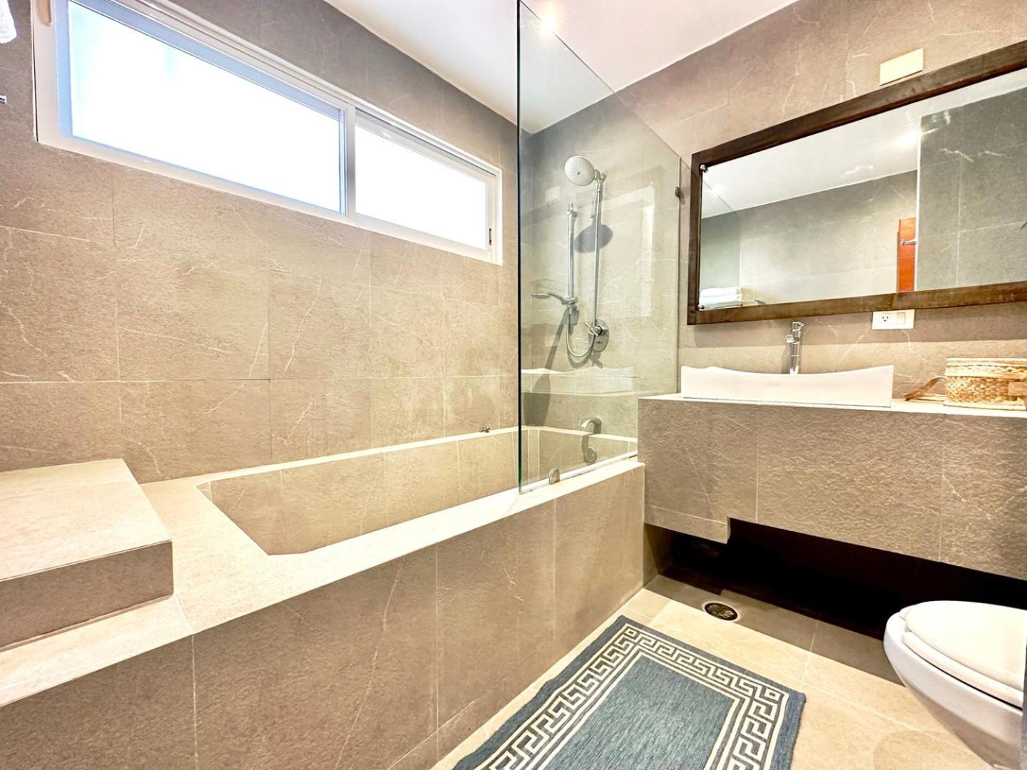 4br Paradise-private Pool W/ Gorgeous Lake Views! Holiday home Cancun