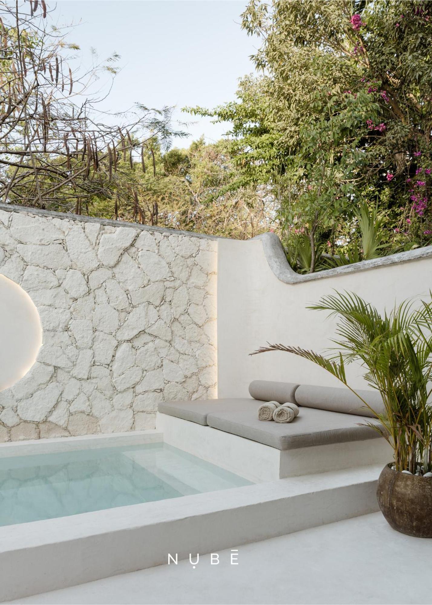 Aesthetic Design Aire With Pool