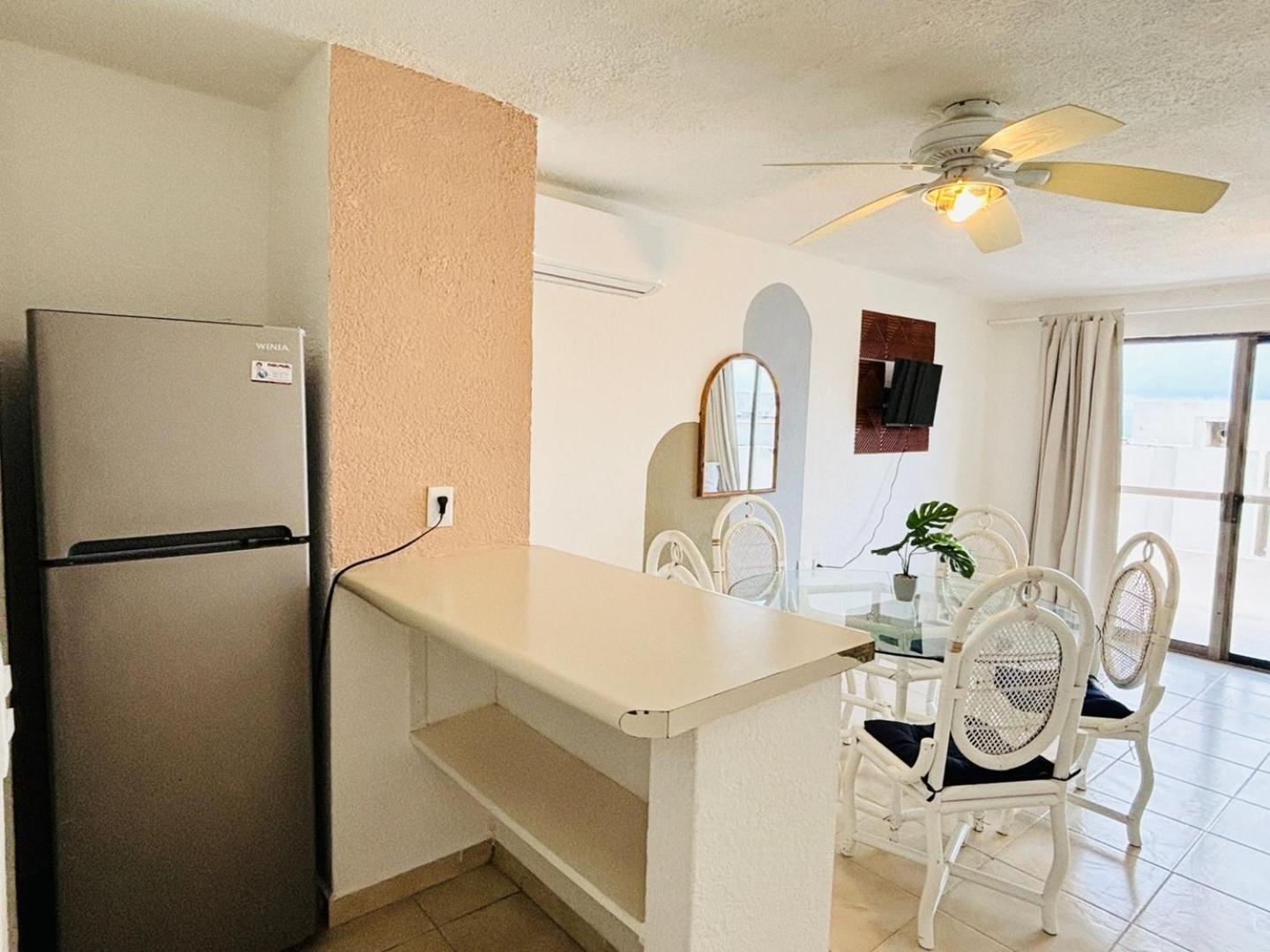 Apartment With Balcony & Partial Ocean View At Marlin Cancun