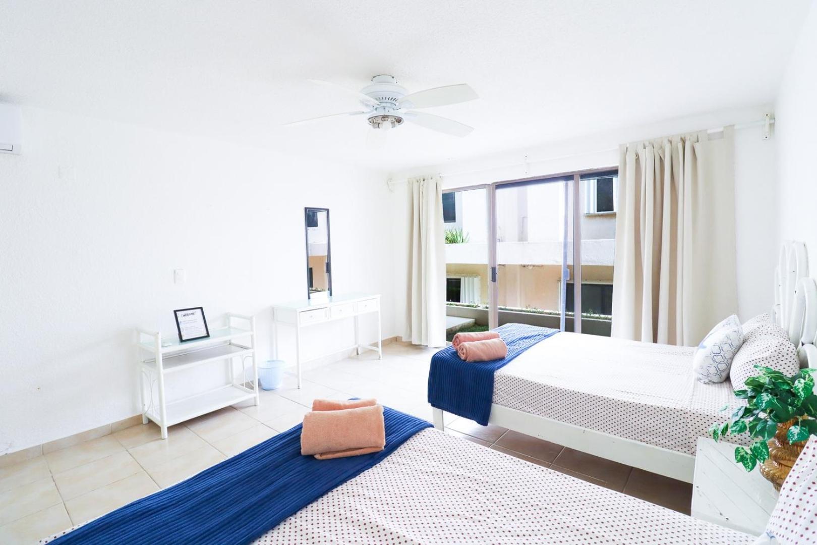 With Balcony & Partial Ocean View At Marlin Apartment *