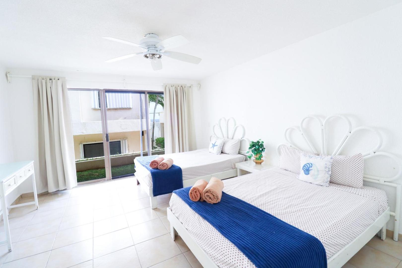With Balcony & Partial Ocean View At Marlin Apartment Cancun