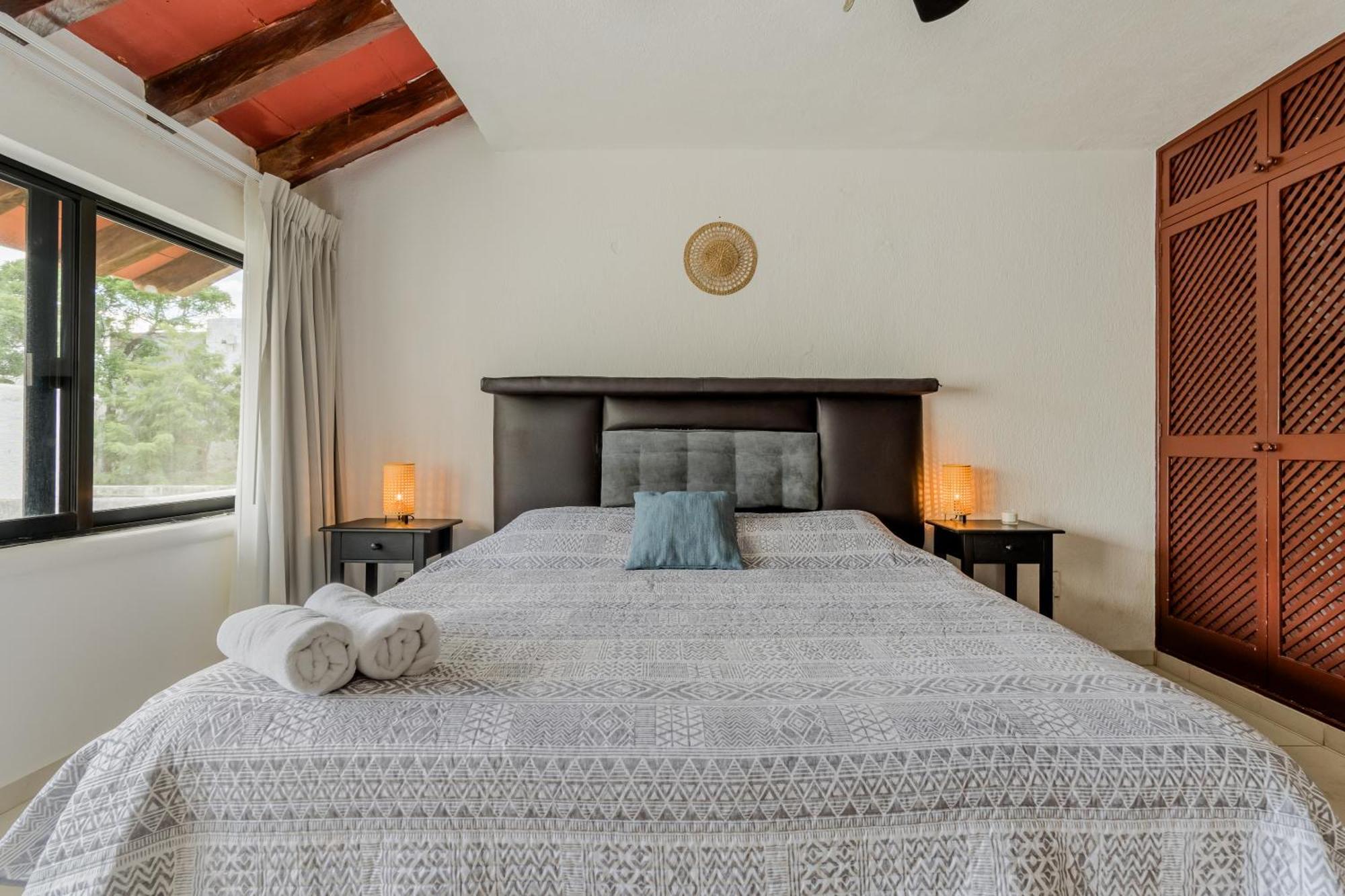Apartment Chic Lagoon Front By Casa Paraiso Cancun