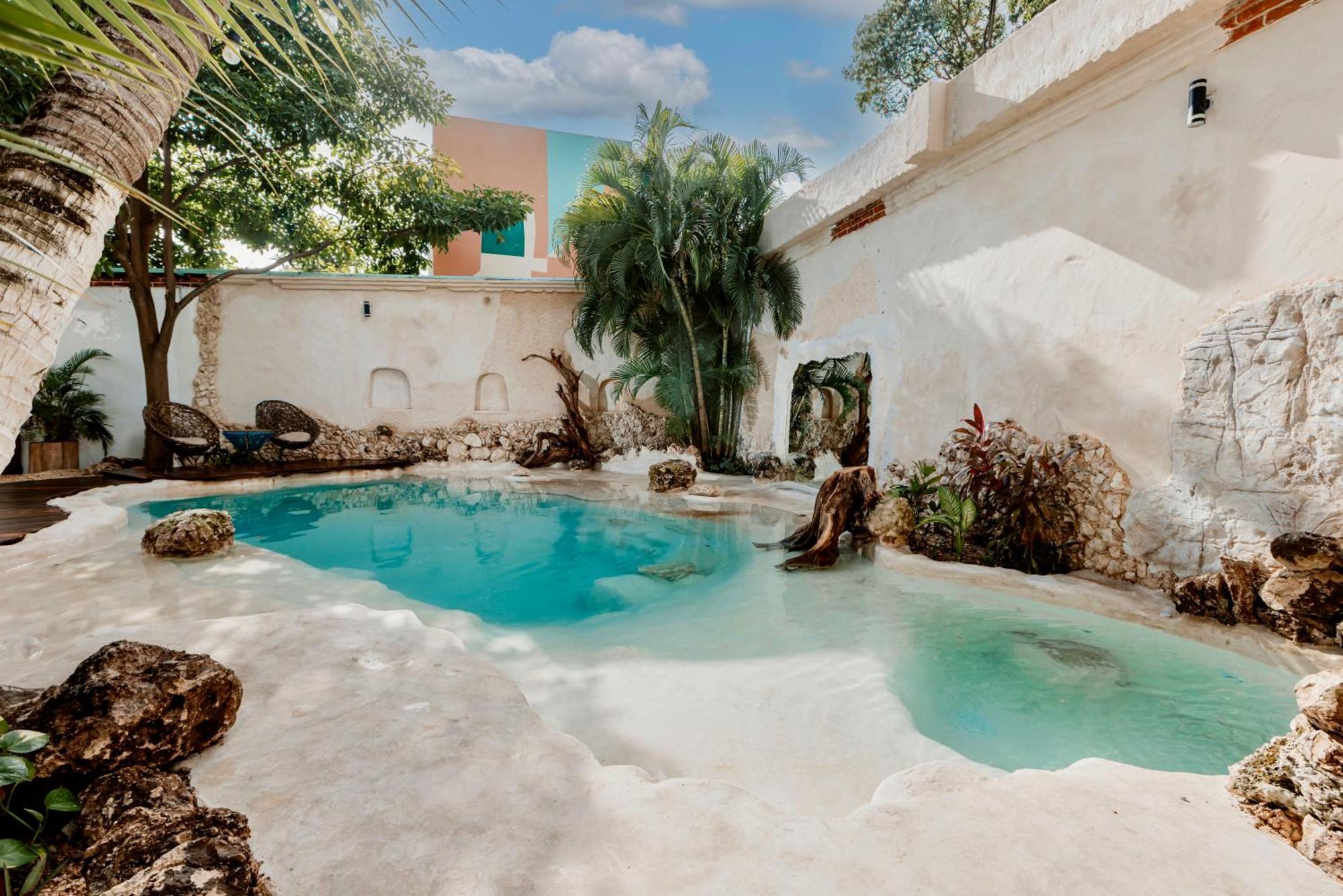 Mezcal Hotel 4*