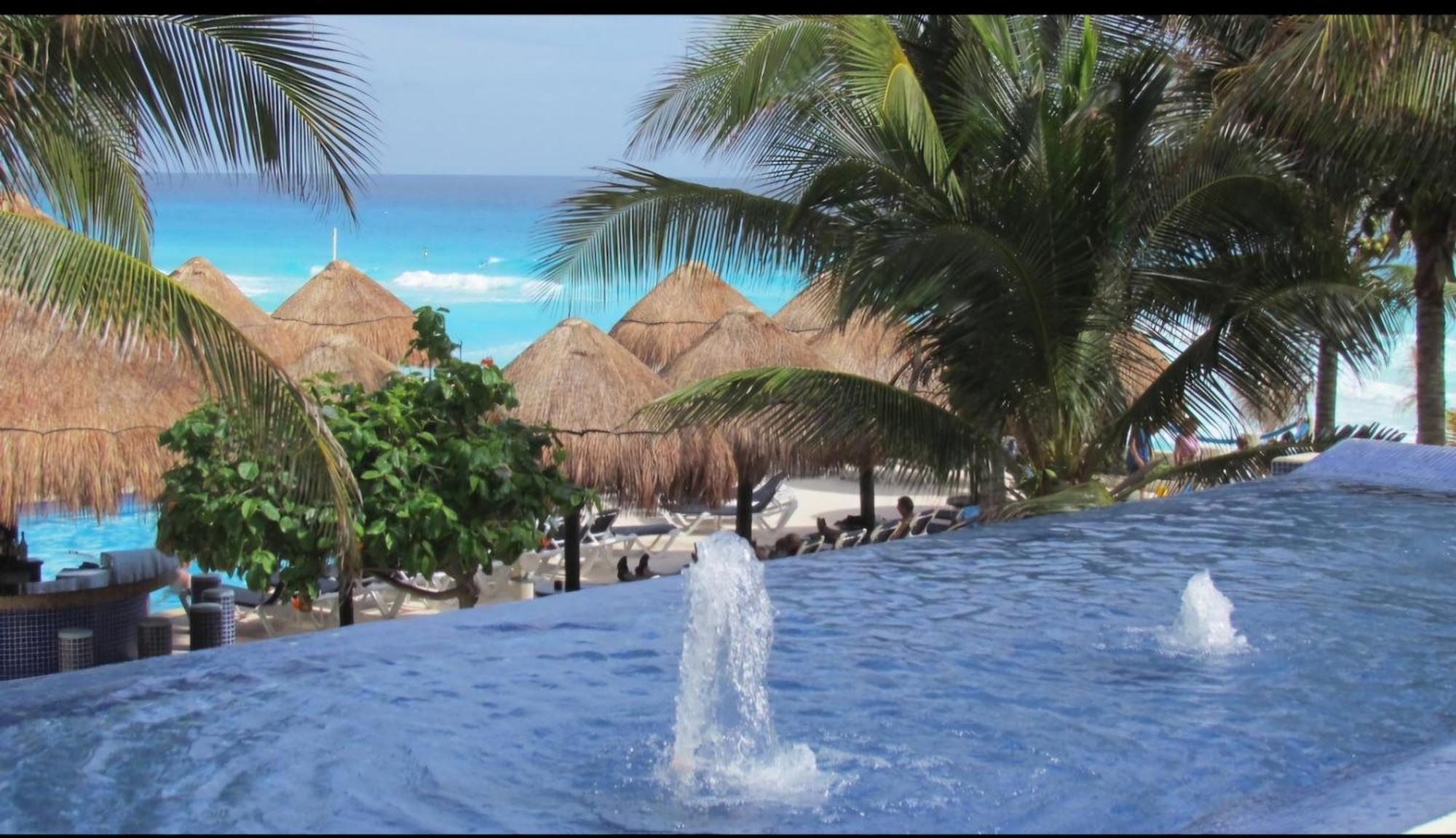 Luxury Ocean Front With Activities & Entertainment Aparthotel Cancún