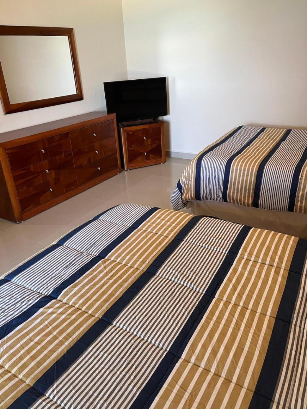 Luxury Ocean Front With Activities & Entertainment Aparthotel Cancún