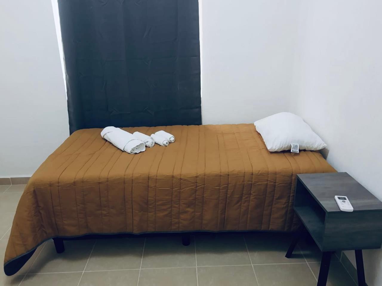 Departamento En Zona Privada Cancun, Q,r * Cancun