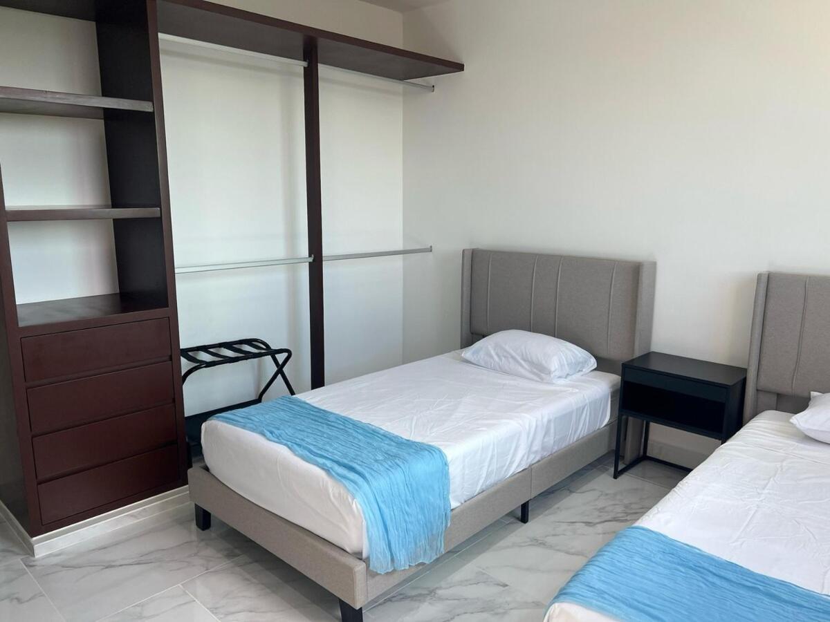 Apartment Papu - Chic Condo, View, Pool, Soccer Court *