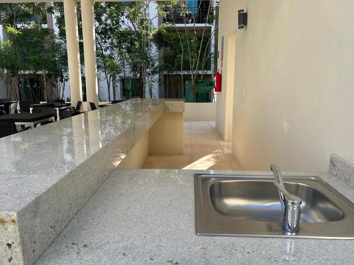 Papu - Chic Condo, View, Pool, Soccer Court