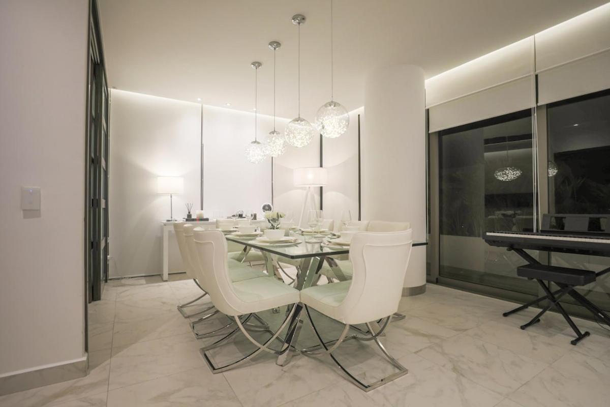 Apartment Luxury 3br Apt, Wifi 1gb, Laundry, Pools, Gym Cancun