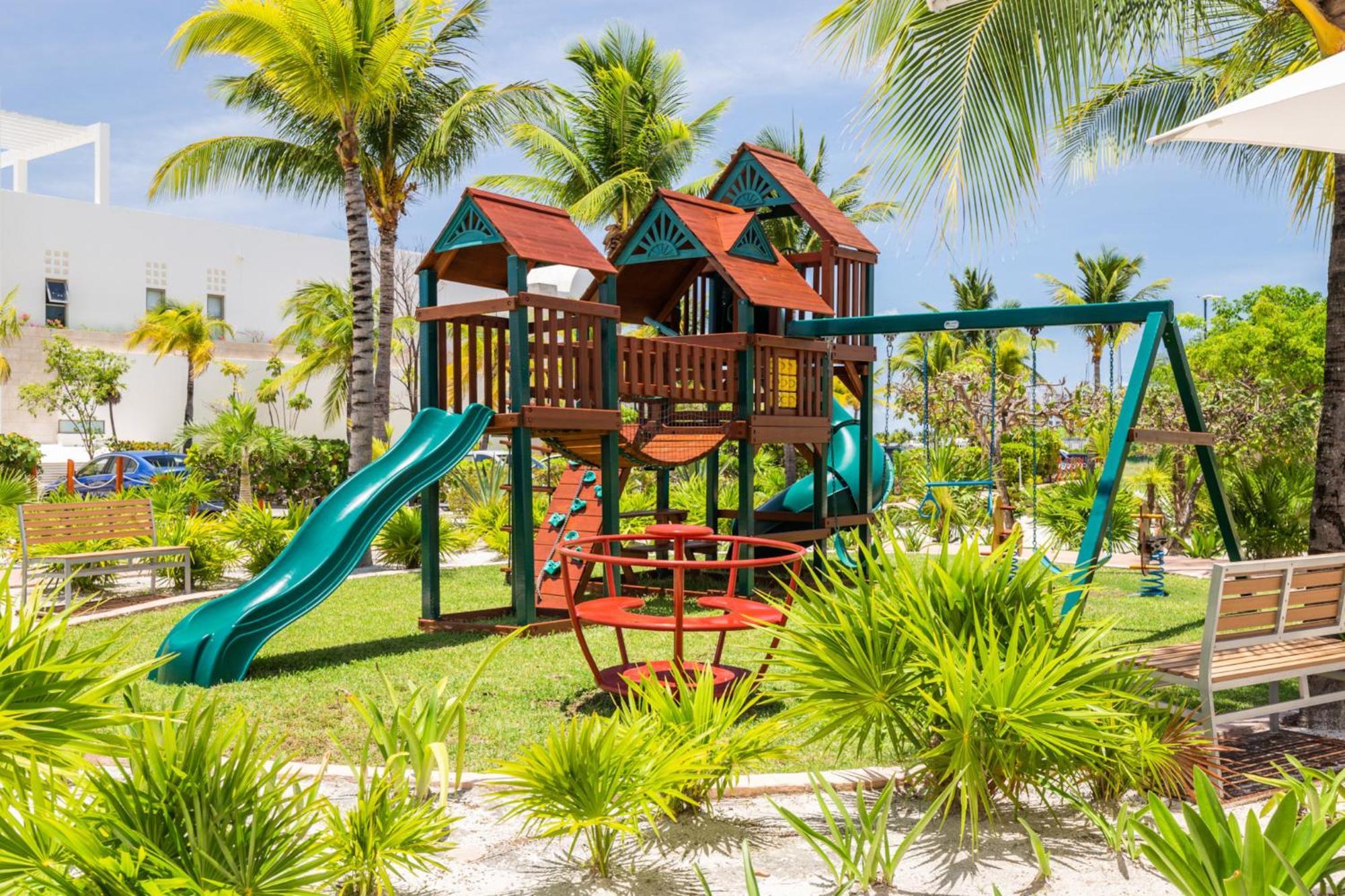Family La Amada Club Apartment