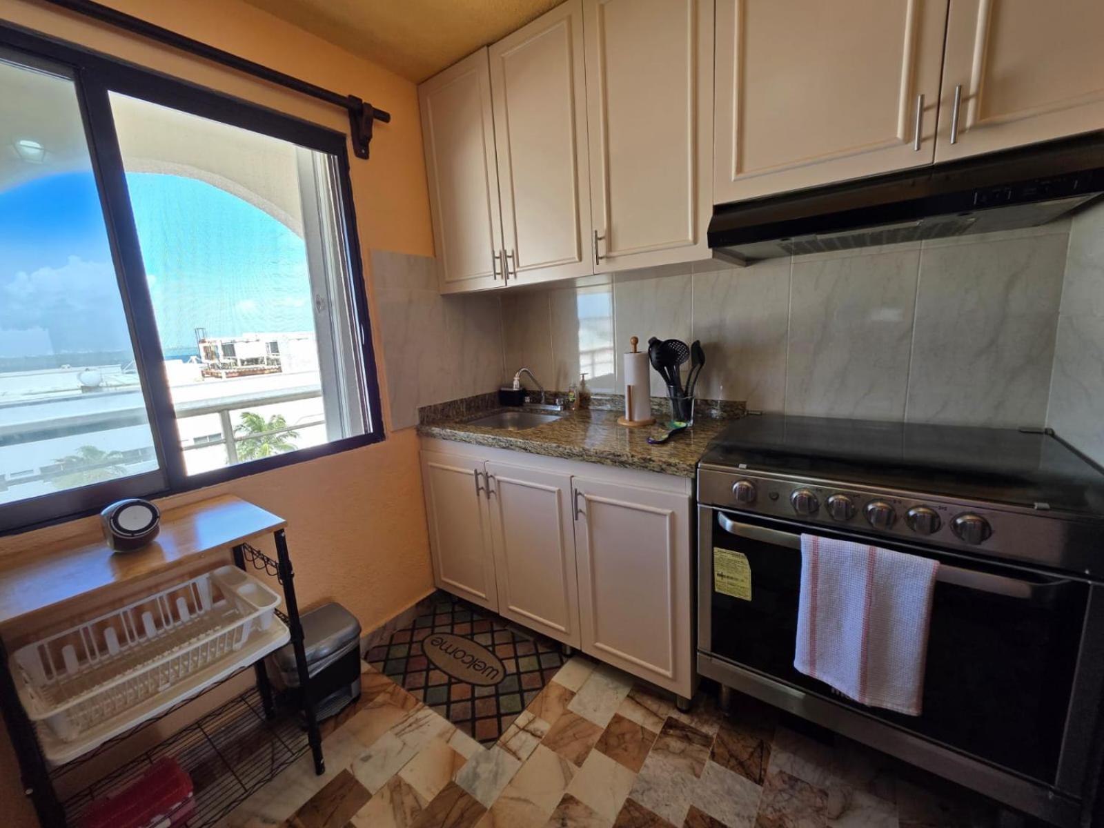 Ocean View With Balcony Zone Apartment
