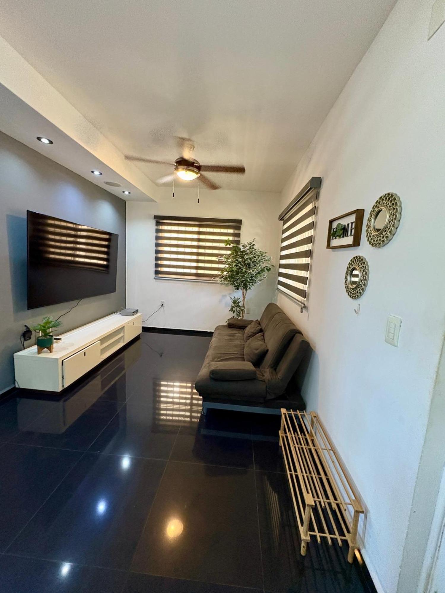 Apartment 1 Min To Zone Pool Free Parking Cancun