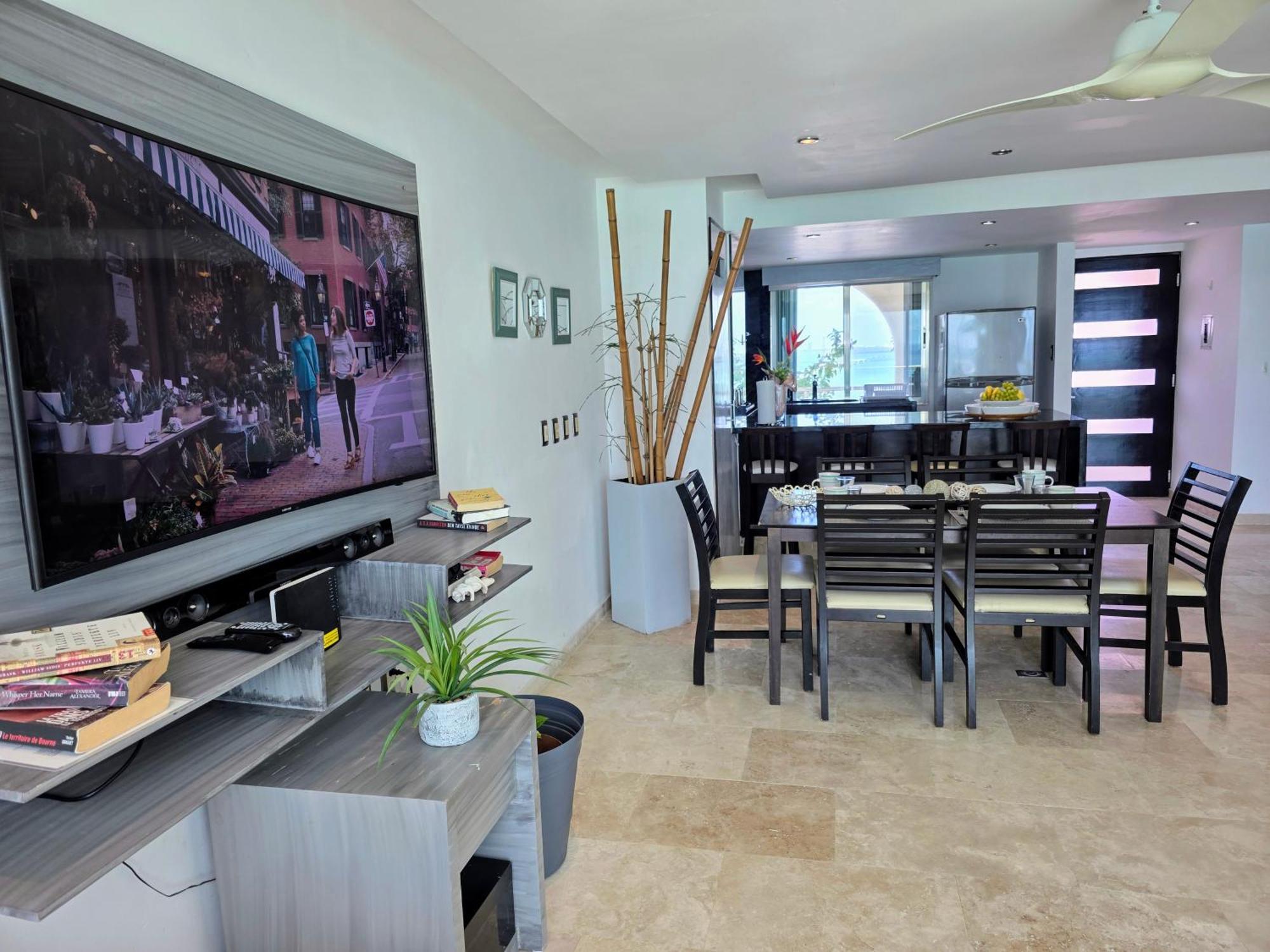 Apartment Modern Penthouse, Beautiful Ocean View, *