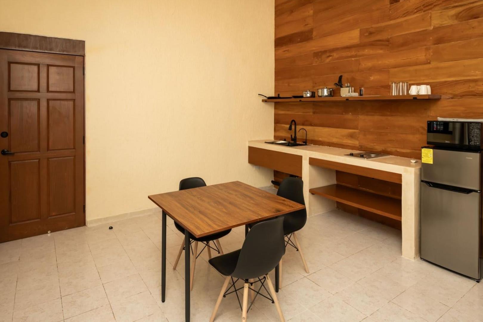 Bright & Spacious Ground Floor Casa Jurel Apartment Cancun