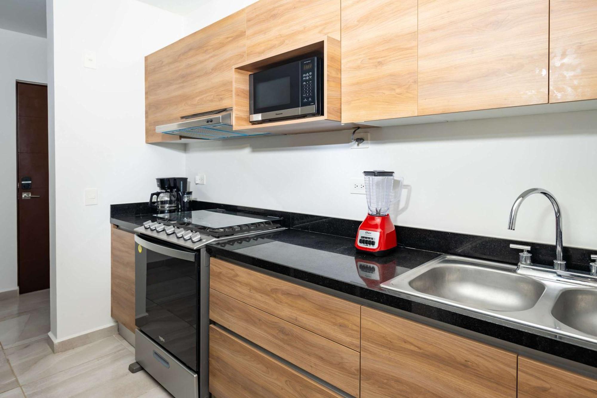 Cozy With Amazing Amenities *