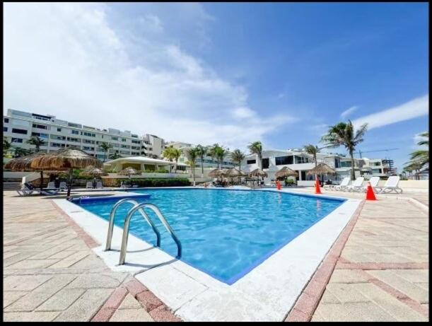 Frente Al Mar Y Terraza Privada Apartment Cancun