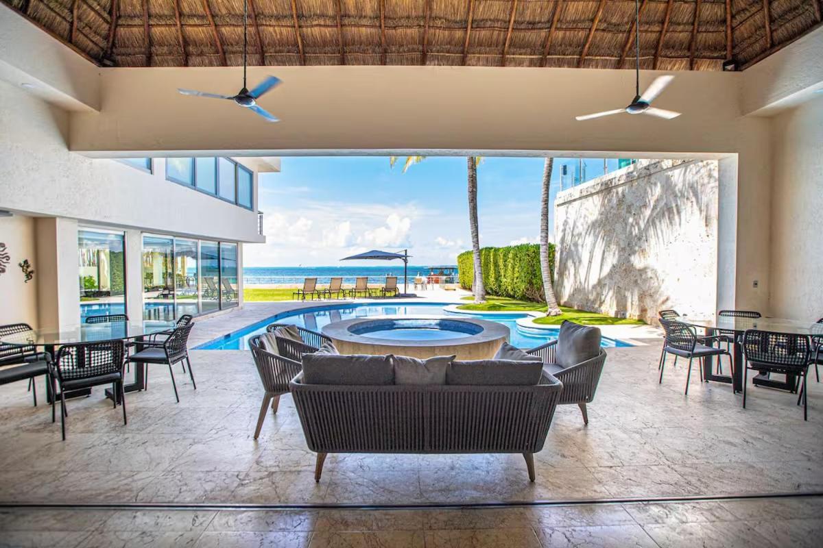 Oceanfront - Private At The Zone Villa