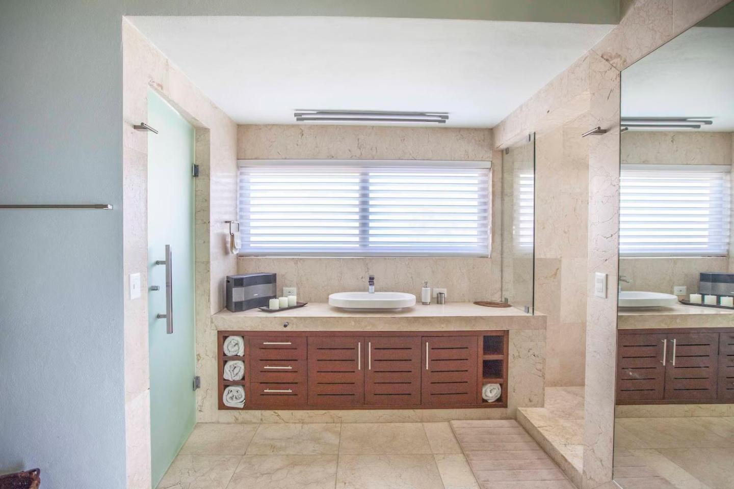 Oceanfront - Private At The Zone Cancun